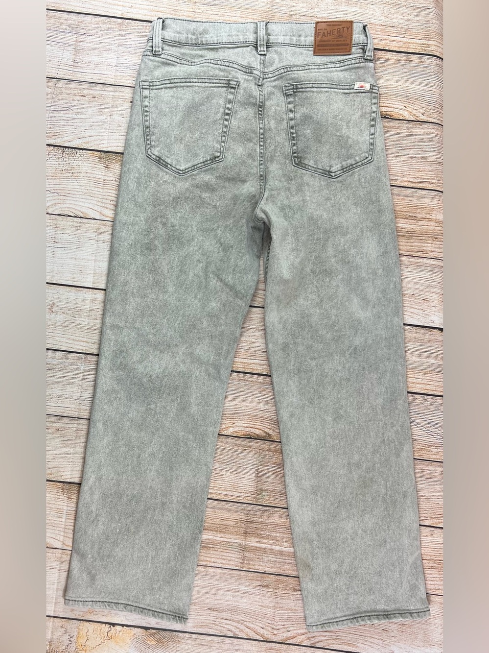 Women’s Faherty Slim Straight Sunwashed Green Denim Jeans Size 29